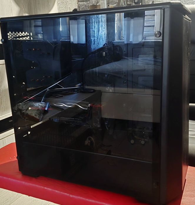 KOMPUTER stacjonarny gamingowy