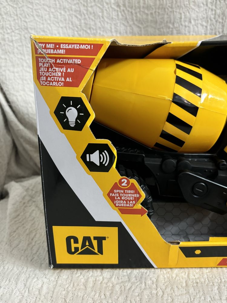 Cat Toys Brinquedos camião betoneira com luz e som