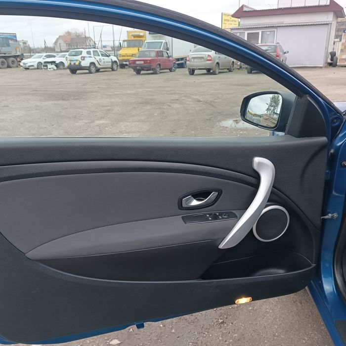 Renault Megane 3дв.