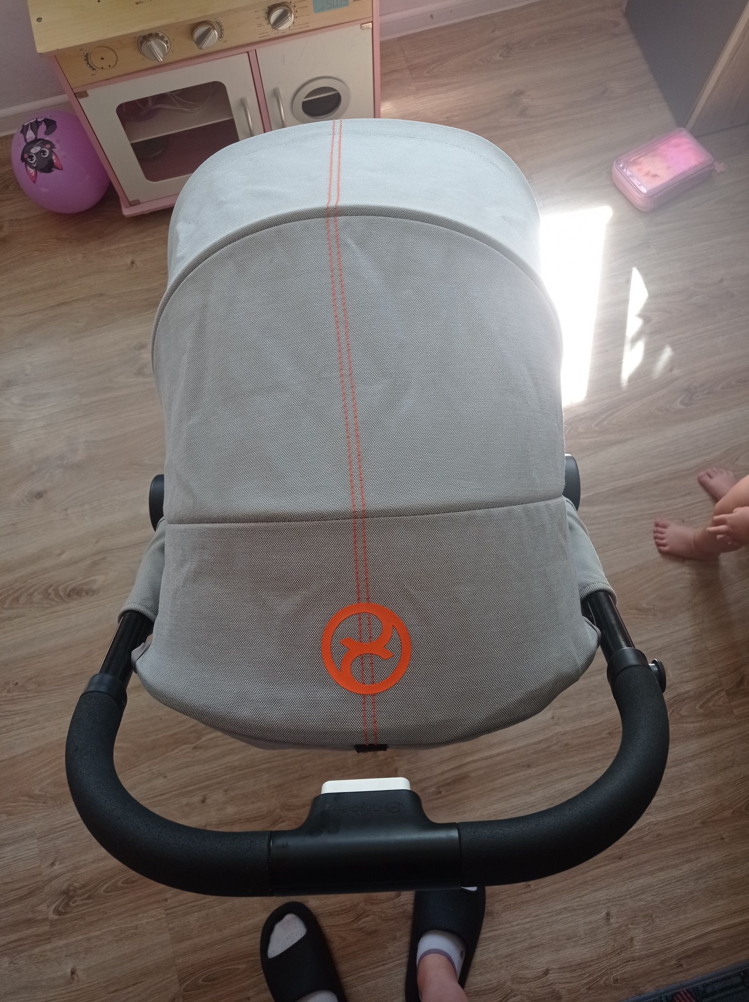 Sprzedam spacerówkę cybex beezy