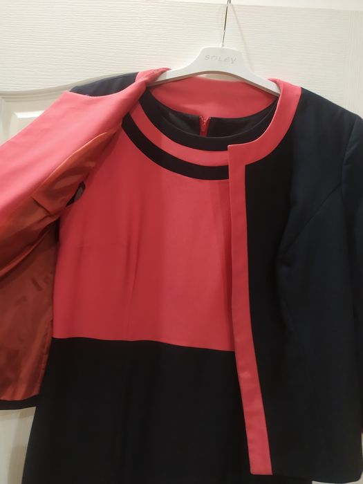 Продаю костюм - двійку. Сукня і піджак.