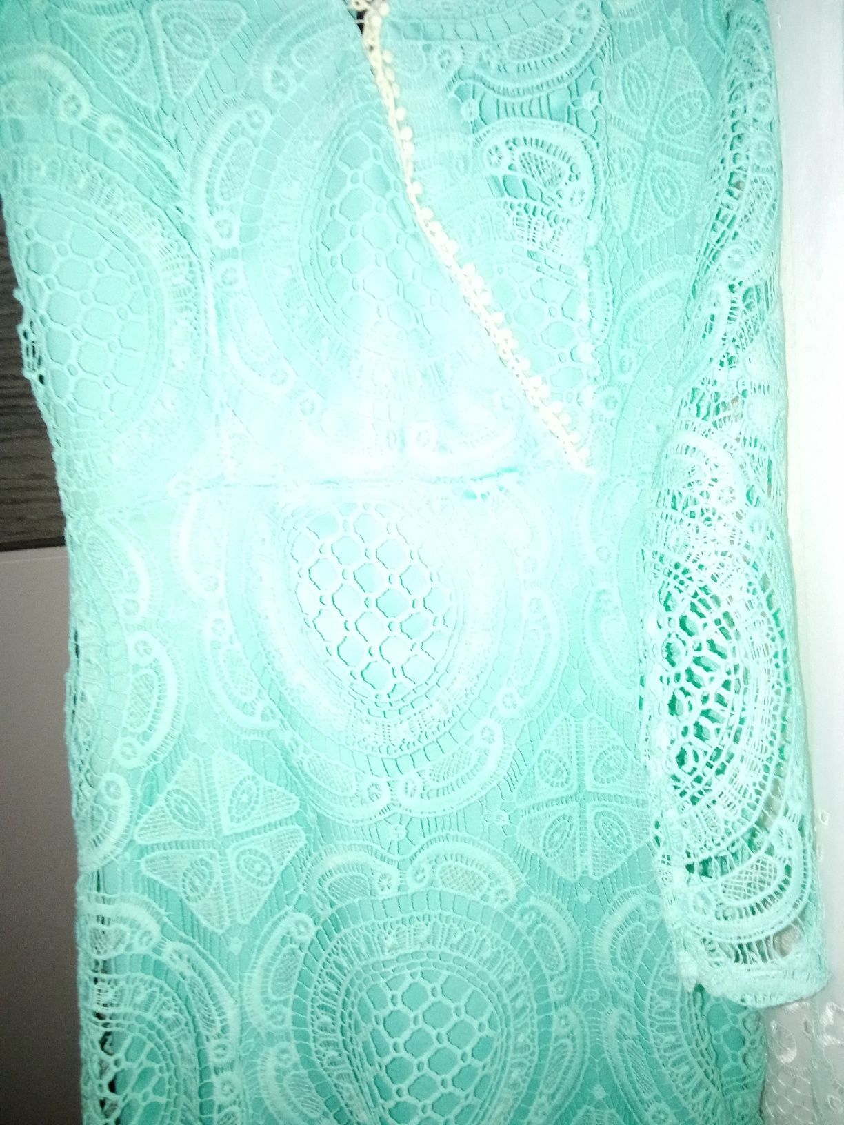 Vestido para cerimónia de mulher lindo de renda