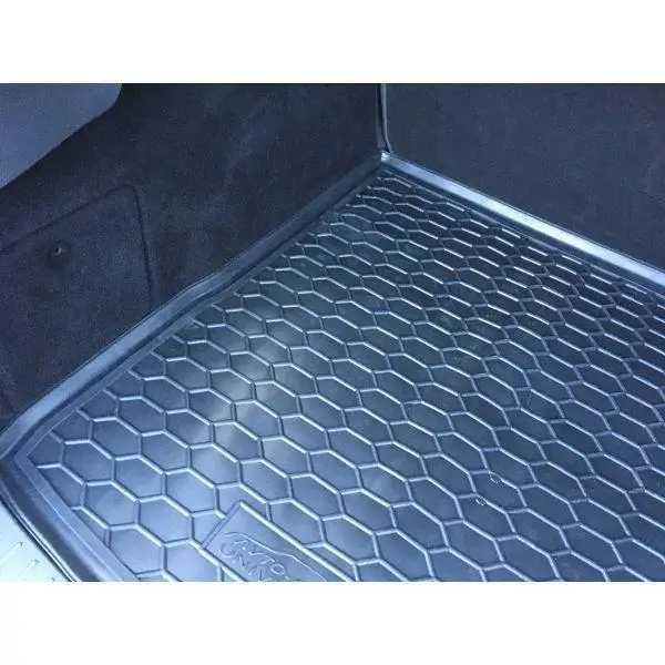 Коврик в багажник Ford Focus/Mondeo/ESCAPE/KUGA/Tourneo Connect/Custom