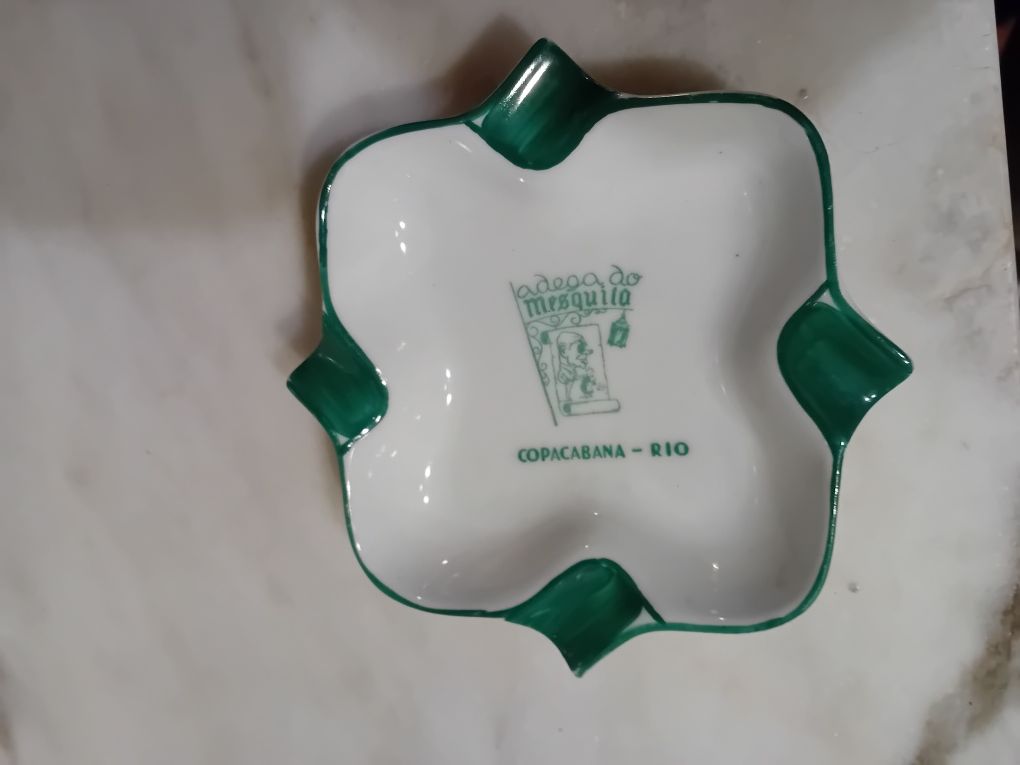 Cinzeiro em Porcelana Antigo Barão do Rio Branco
