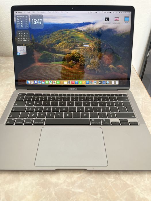 Mac book Air M1 jak nowy