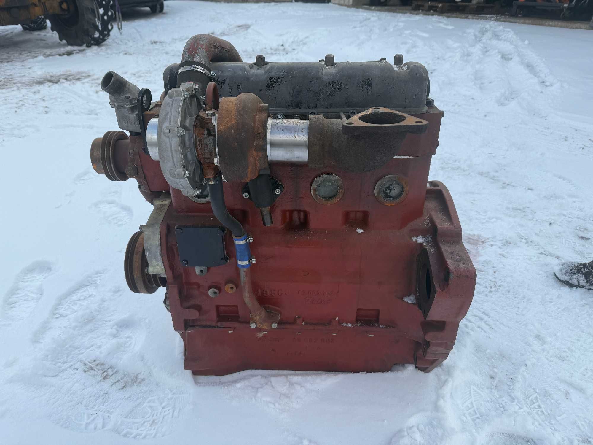 Silnik po remoncie Ursus 1014 TURBO Zetor Z8002.1 10145 LKT 81 T
