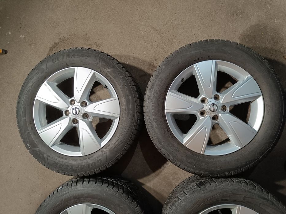 Alufelgi 17" 5x108 Volvo XC60 XC70 XC90 XC40 235/60/R17