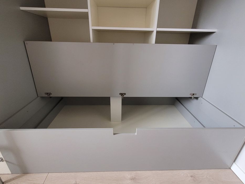 Łóżko piętrowe + szafa + szuflady + skrzynia + półki (zestaw nr1)