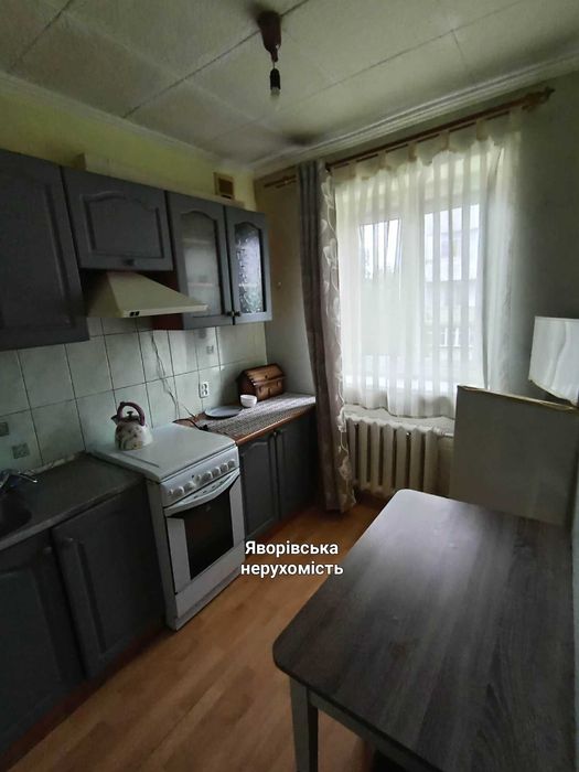 Здається в довготривалу оренду 1-кімн. квартира в м. НОВОЯВОРІВСЬК.