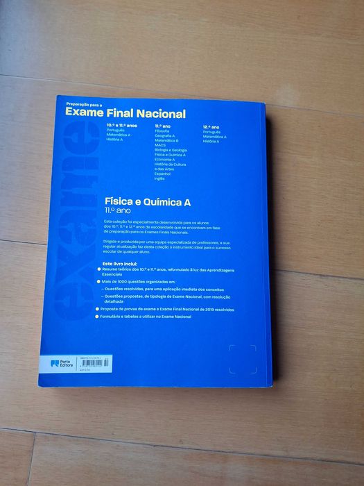 Manuais de preparação de exames física e química (10ºe 11º)