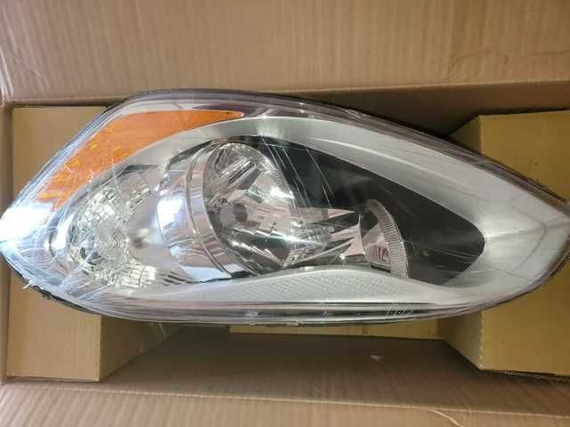 Farol para VOLVO XC60 ABAKUS esquerda e à direita