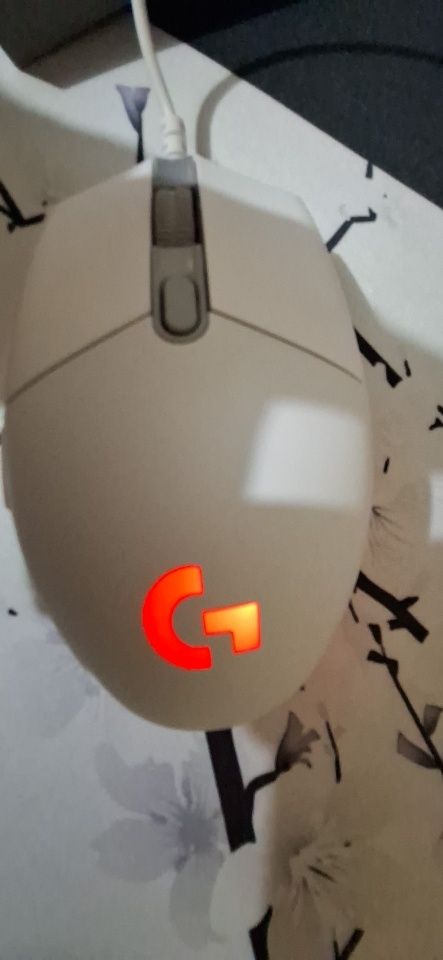 Хороше мишеня Logitech G102