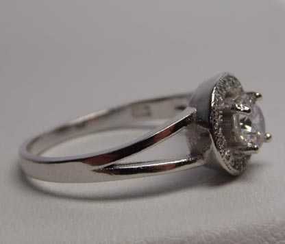 Srebrny pierścionek okrągła markiza z cyrkoniami R.13.