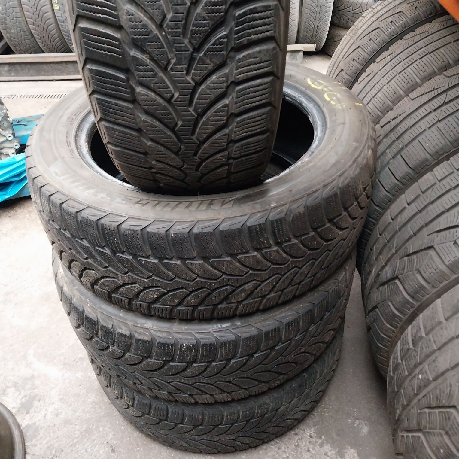 Opony Zimowe BRIDGESTONE 205/55R16 94H