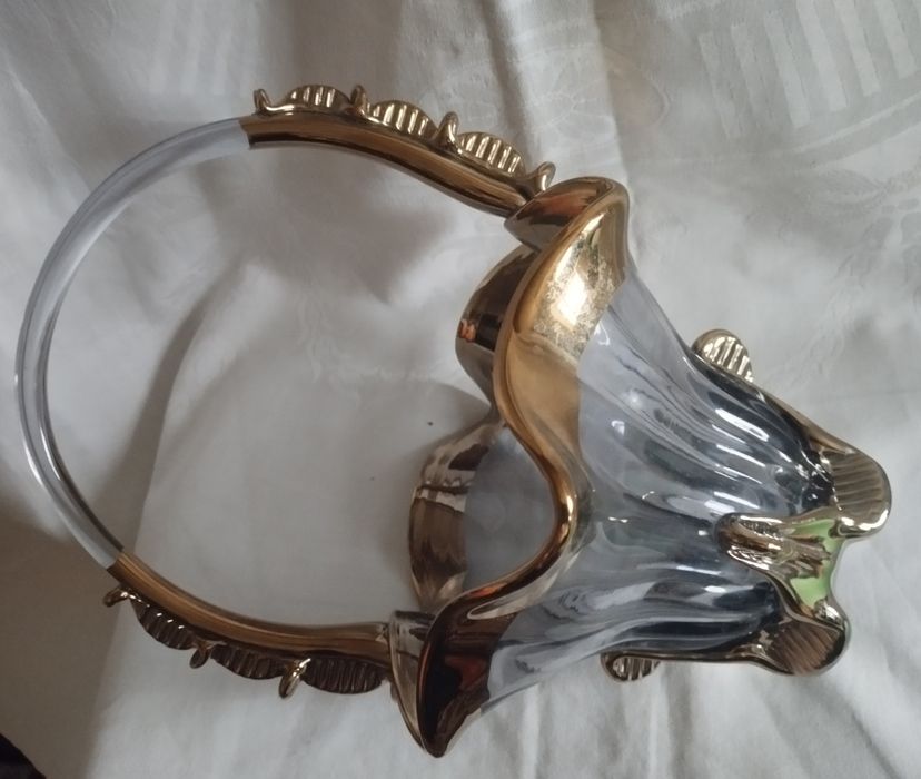 Корзина -ваза з позолотою