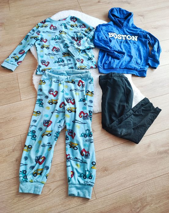 Piżama chłopięca koparki 122/128 i bluza + spodnie eleganckie