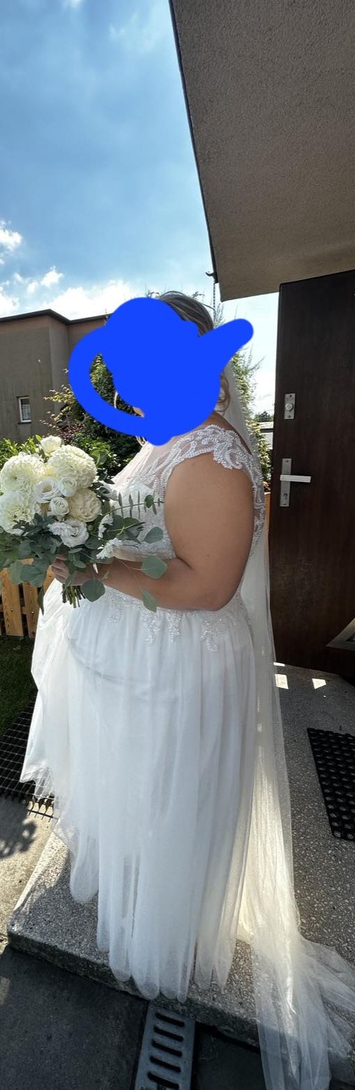 Suknia ślubna plus size