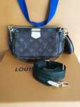 LOUIS VUITTON Multi Pochette Accessoires