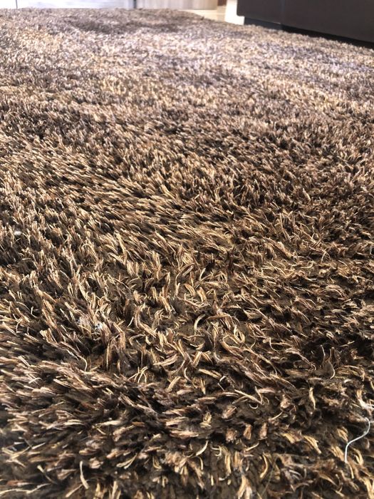 Tapete de Sala Castanho