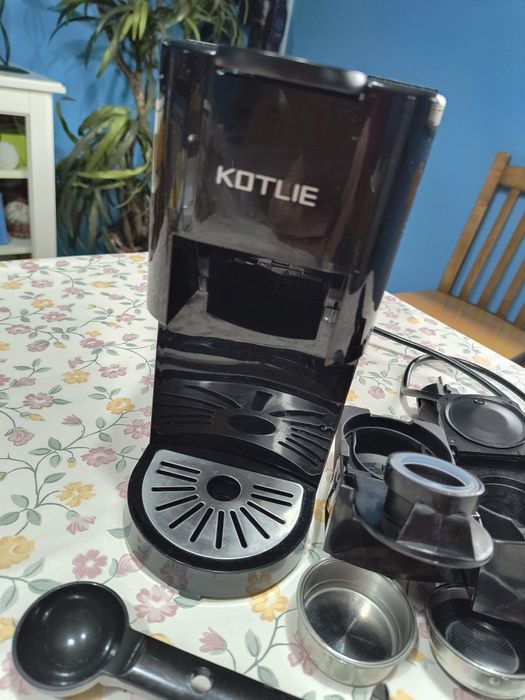 Máquina de café 4 em 1