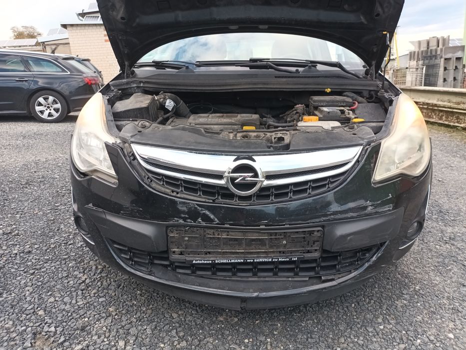 Opel corsa 1.2 benzyna
