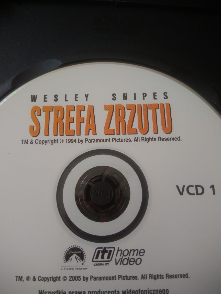 Strefa zrzutu część 1,2 płyta DVD