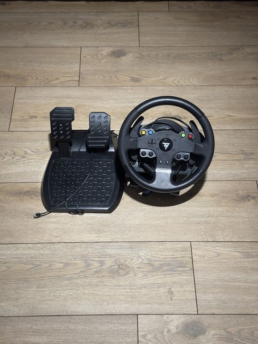 Kierownica Thrustmaster TMX (XONE/XSX/PC)