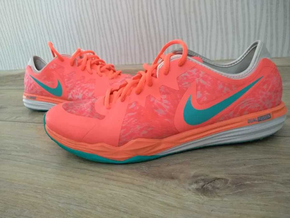 Nike Df TR3 buty sportowe 41 Dual Fusion śliczne buty