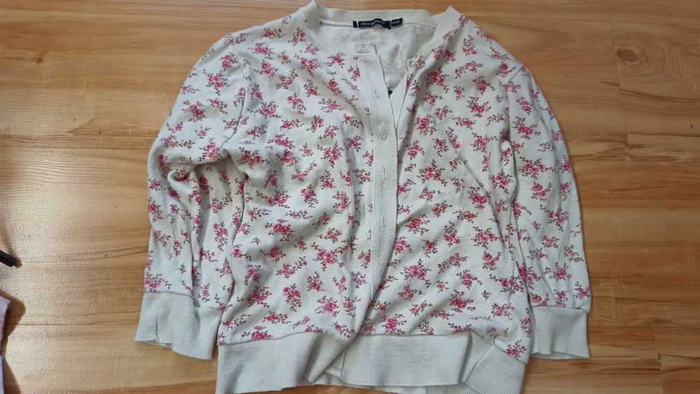 Sweterek 134/140