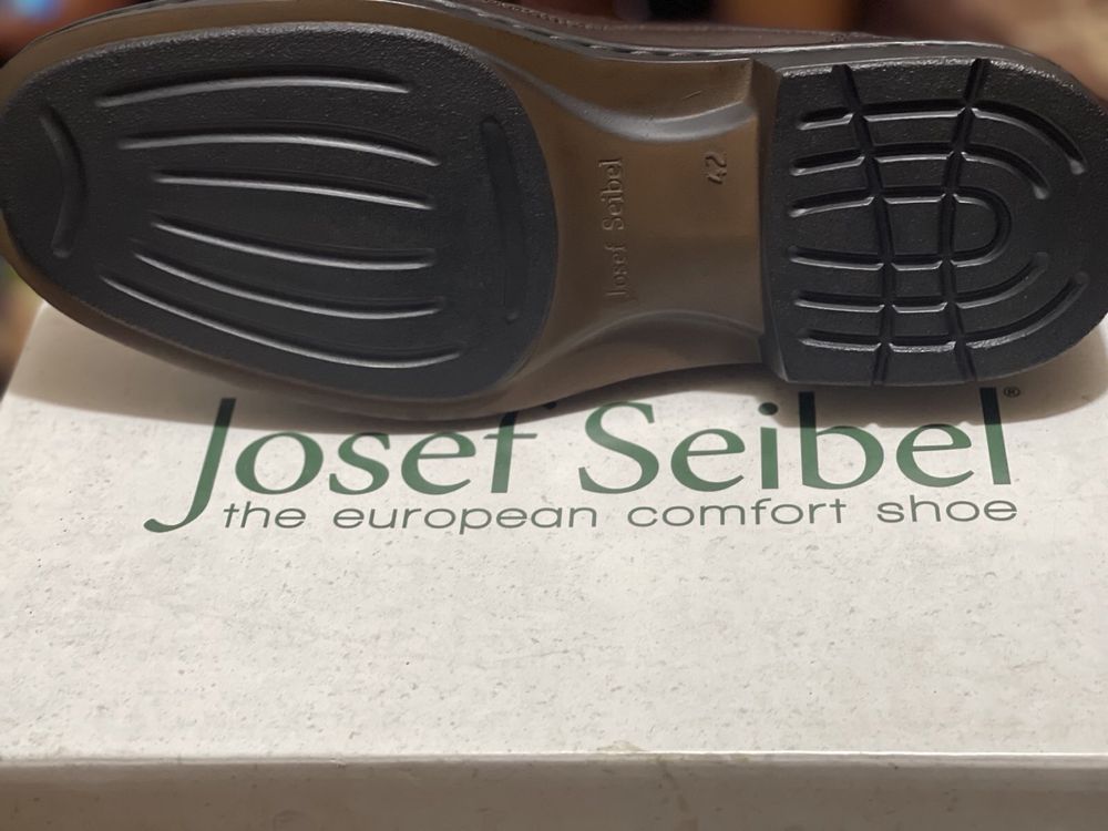 Нові чоловічі туфлі шкіряні  Josef Seibel
