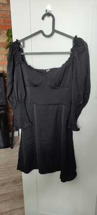 Czarna sukienka krótka wieczorowa