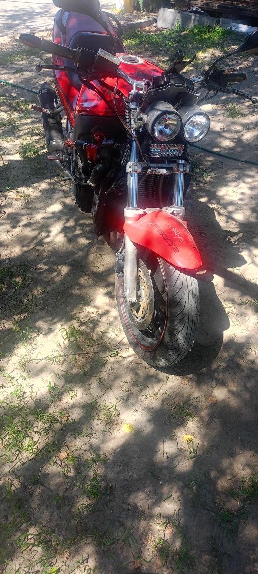 Suzuki RF 600r Suzuki
