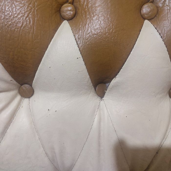 Кухонный мягкий уголок