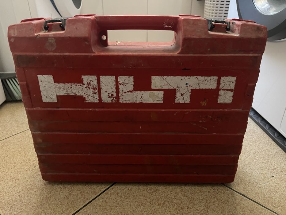 Máquina de Furar elétrica - HILTI