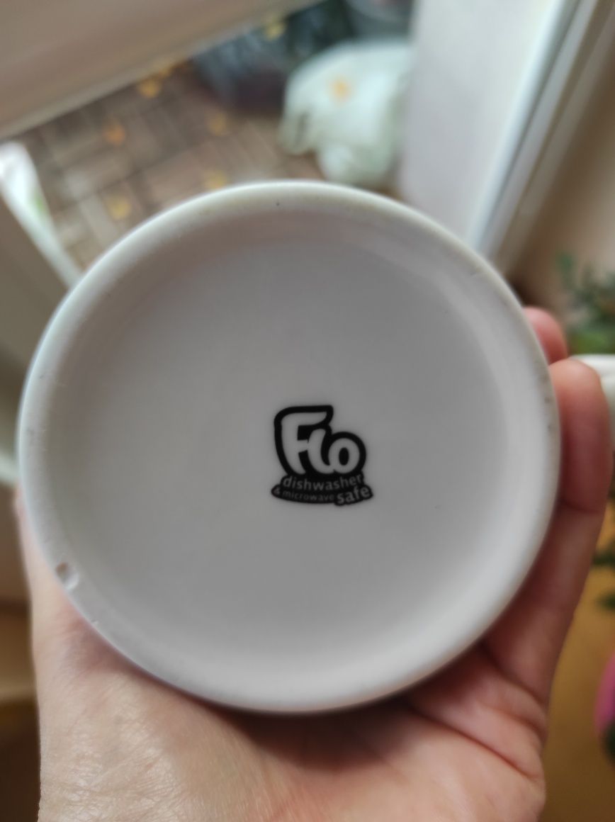Kubek  firmy FLO