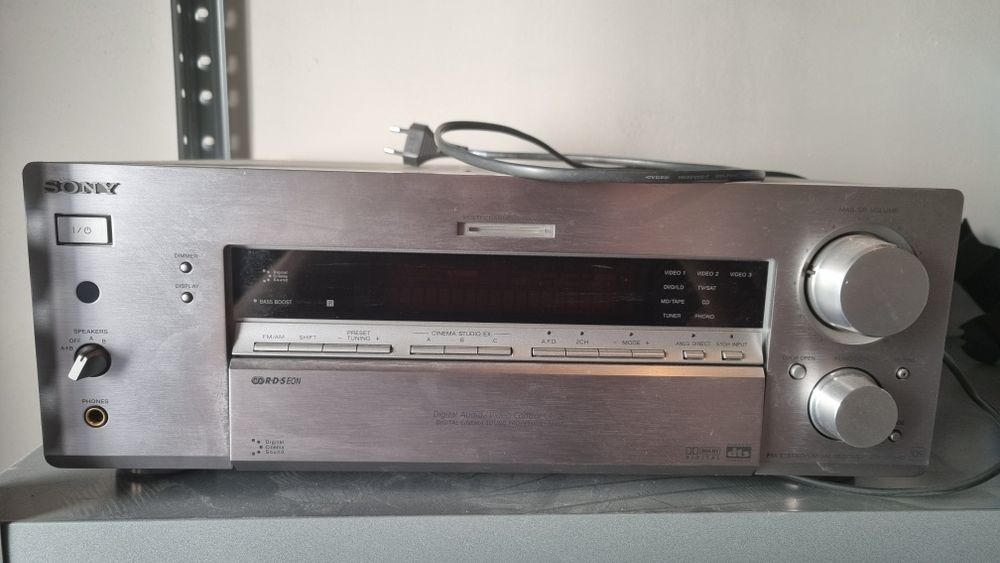 Amplituner sony str-db840