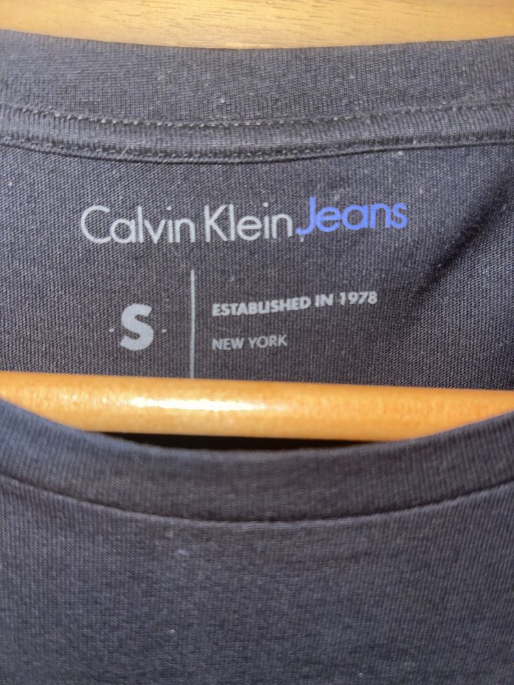 Calvin Klein Tshirt