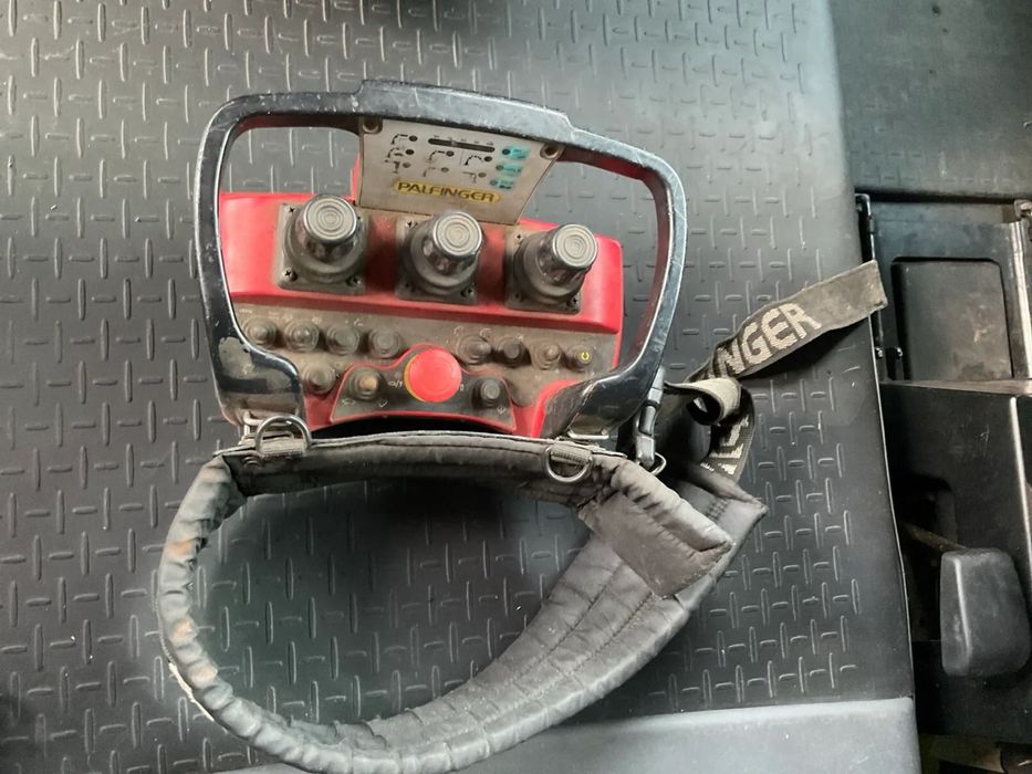 SCANIA R440 GRUA C/RÁDIOCOMANDO CAIXA 6,50 SÓ 600.000km #OPORTUNIDADE#