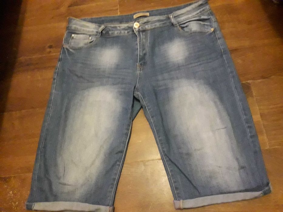 Spodenki jeansowe