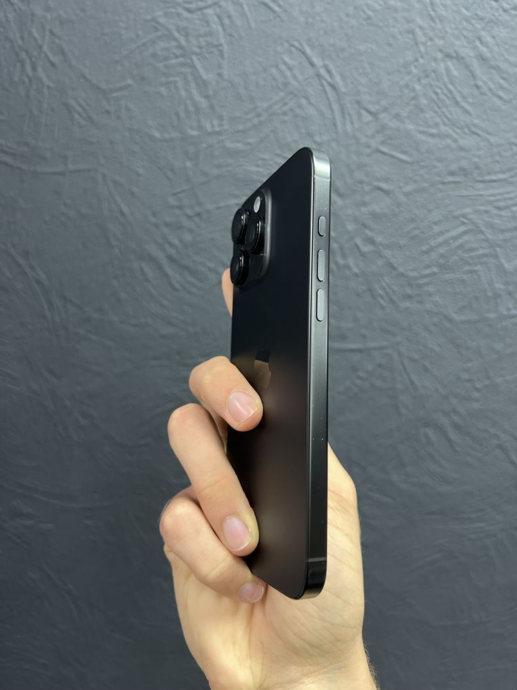 iPhone 16 Pro Max 256Gb Black Titanium Neverlock з Гарантією Ідеал