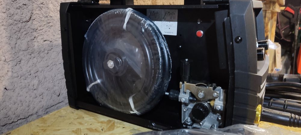 Продам зварювальний напівавтомат!