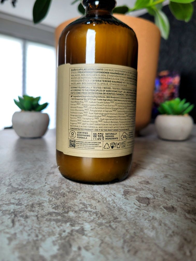 Szampon nawilżający do włosów suchych i odwodnionych 240 ml