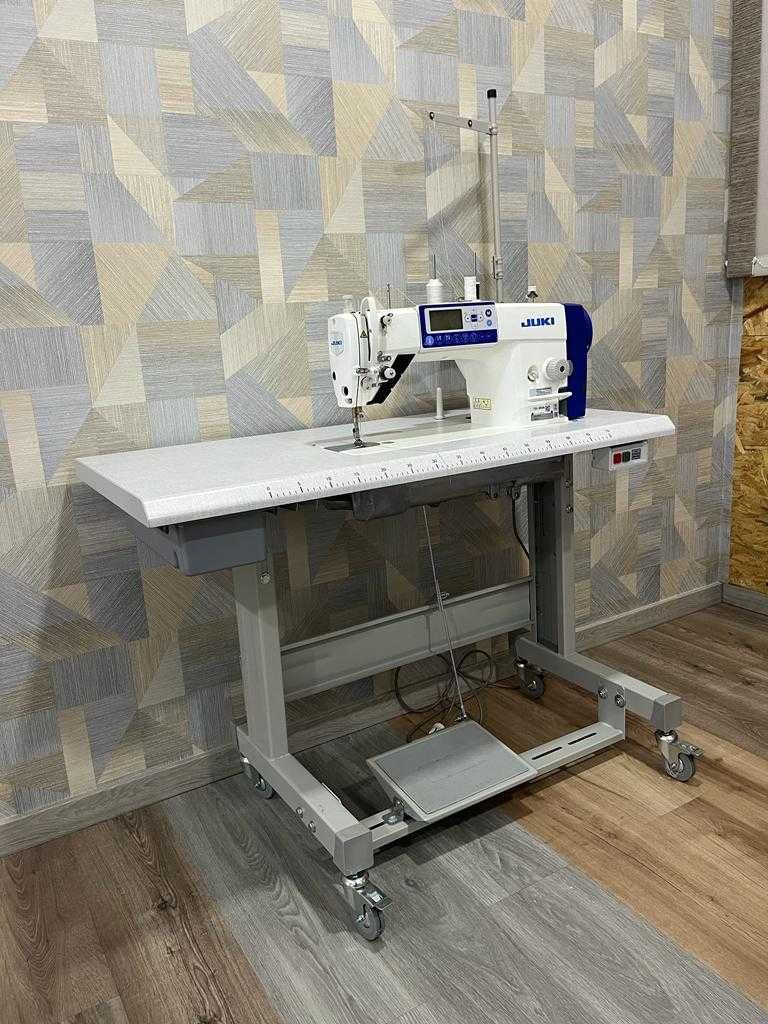 Máquina costura JUKI DDL-8000A