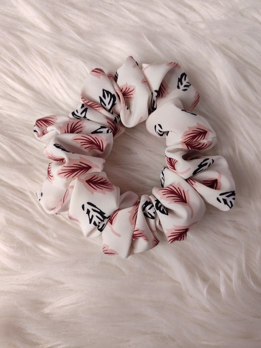 Scrunchie do włosów rozm M Jedwab Silk