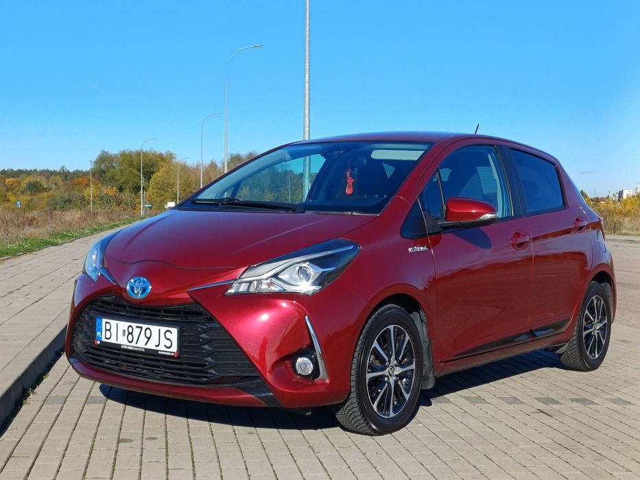 Yaris lift 2017 rok 94 tys km 1.5 Hybryda STYLE