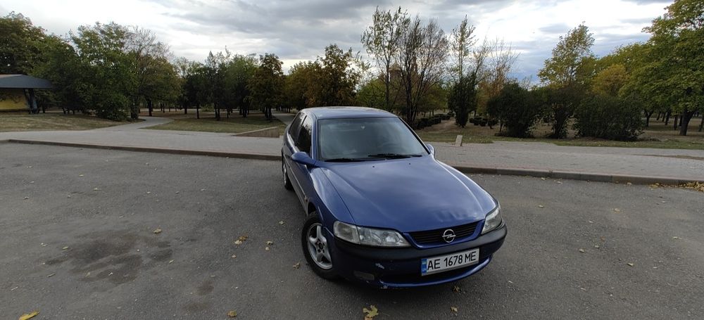 Opel vectra b 1.8 газ/бензин