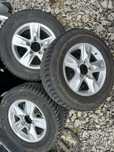 Продам диски з резиною шини 285 60 r18 зима Toyota Land Cruiser