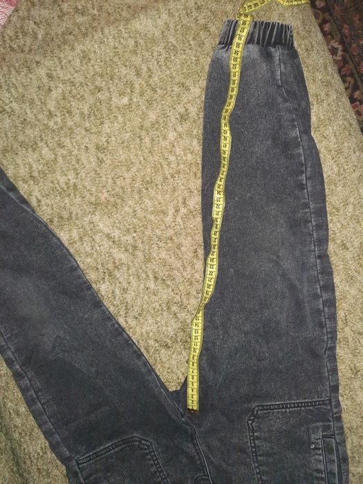 Джинси ZARA kids size 9 , 134 см.