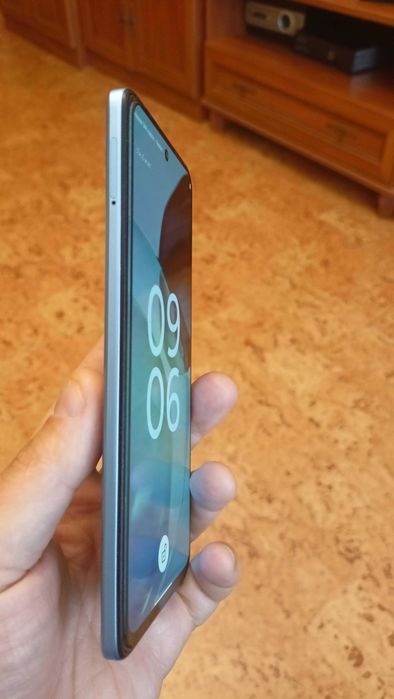 Смартфон Motorola g72 8/256 у відмінному стані
