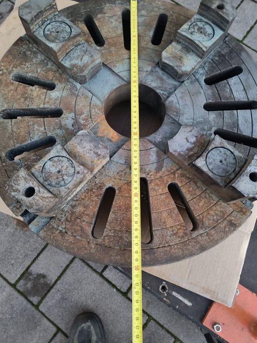 Uchwyt tokarski fi 50cm 4 szczękowy cztero frezarki do drzewa